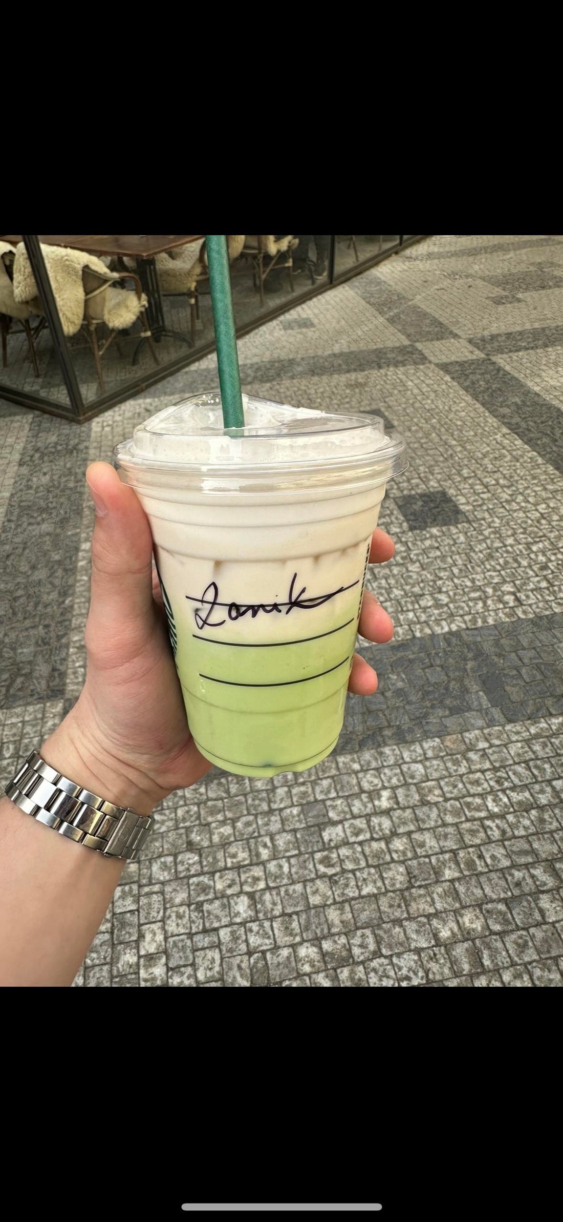 Nyeste matchatrend:  Jordbær iced Matcha Latte