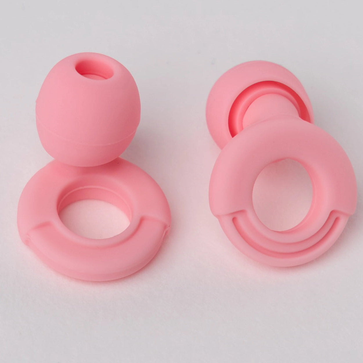 ear-circles-pink-lyseroed-stille-quiet-silikone-stoejreducerende-orepropper